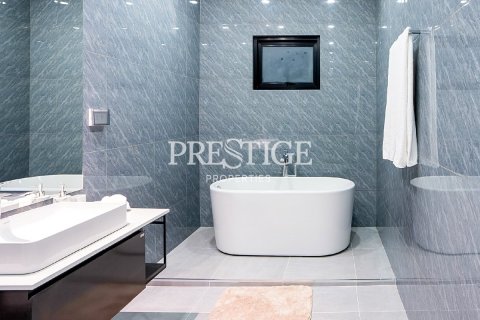 House in Pattaya, Thailand 4 bedrooms № 198170 - photo 13