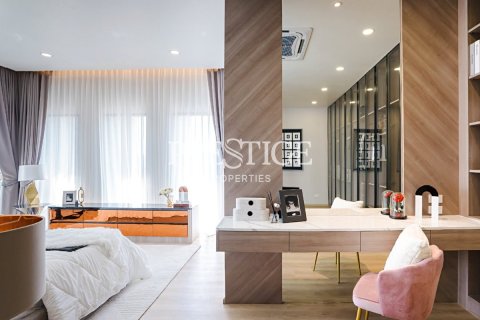 House in Pattaya, Thailand 4 bedrooms № 198170 - photo 11