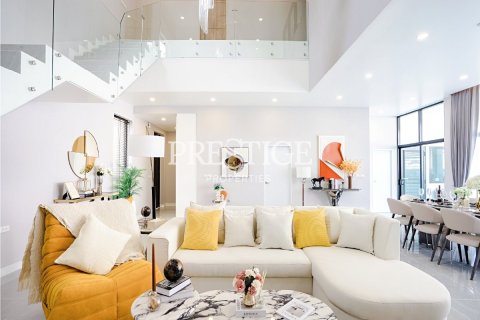 House in Pattaya, Thailand 4 bedrooms № 198170 - photo 4