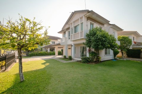 House in Chiang Mai, Thailand 3 bedrooms № 155339 - photo 3