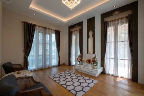 Villa in Chiang Mai, Thailand 3 bedrooms № 155338 - photo 19