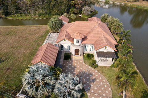 Villa à Chiang Mai, Thaïlande 3 chambres № 155338 - photo 3