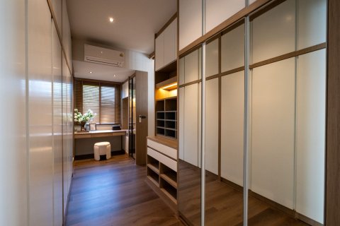 Villa in Chiang Mai, Thailand 4 bedrooms № 155342 - photo 16