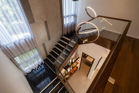 Villa in Chiang Mai, Thailand 4 bedrooms № 155342 - photo 13