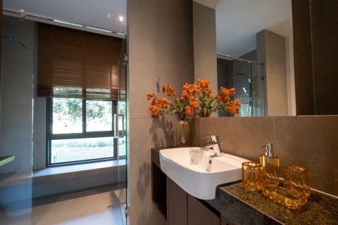 Villa in Chiang Mai, Thailand 4 bedrooms № 155342 - photo 29