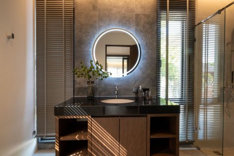 Villa in Chiang Mai, Thailand 4 bedrooms № 155342 - photo 26