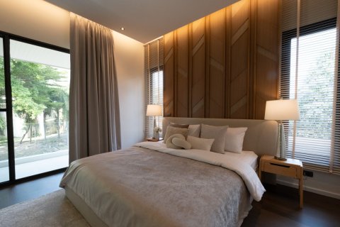 Villa in Chiang Mai, Thailand 4 bedrooms № 155342 - photo 21