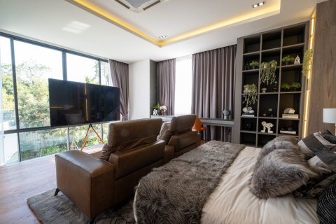 Villa in Chiang Mai, Thailand 4 bedrooms № 155340 - photo 23