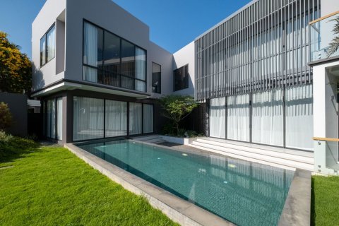 Villa in Chiang Mai, Thailand 4 bedrooms № 155340 - photo 5