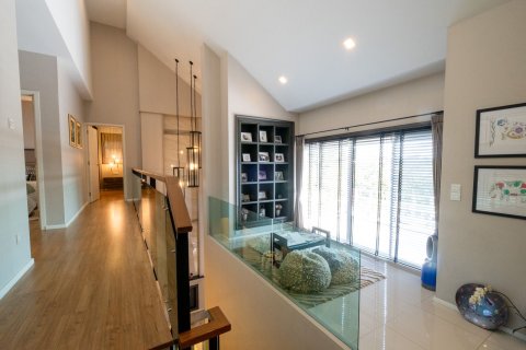 House in Chiang Mai, Thailand 3 bedrooms № 155341 - photo 13