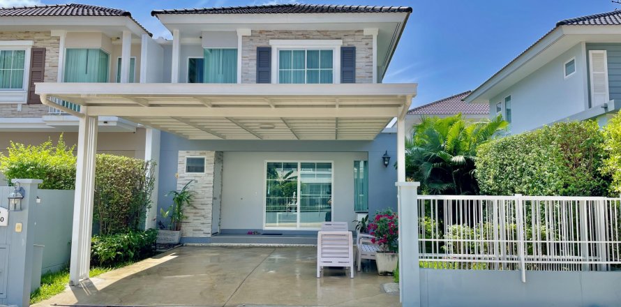 Maison à Samut Prakan, Thaïlande 4 chambres № 137435