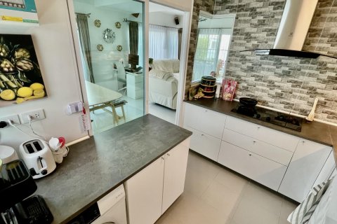 Maison à Samut Prakan, Thaïlande 4 chambres № 137435 - photo 7