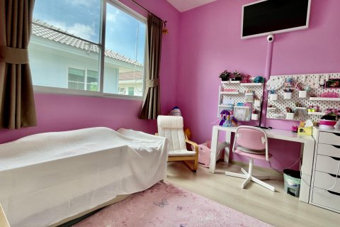 Maison à Samut Prakan, Thaïlande 4 chambres № 137435 - photo 11