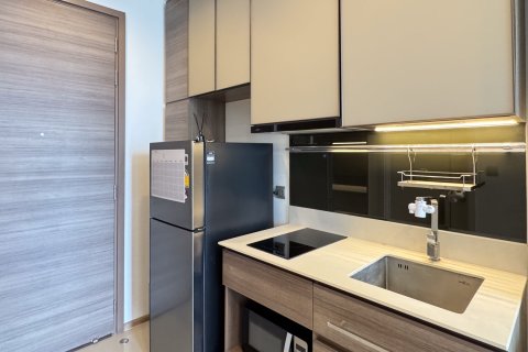 Studio dans le Condo à Phaya Thai, Bangkok, Thaïlande  № 147546 - photo 5