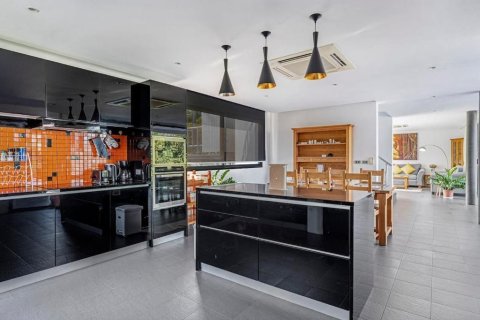 Вилла в Самуи, Таиланд с 7 спальнями  № 147540 - фото 6