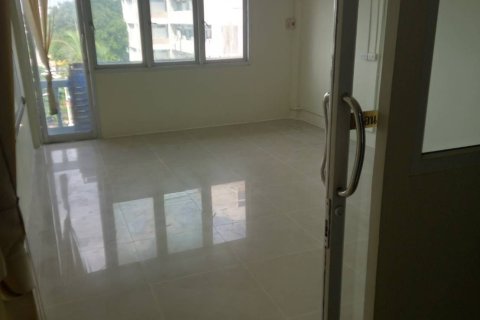 Таунхаус в Лат Пхрау, Бангкок, Таиланд с 2 спальнями  № 147541 - фото 8