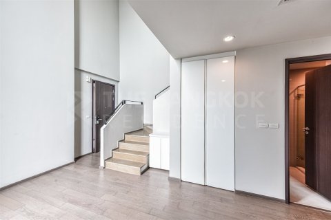 Condo in Bangkok, Thailand, 2 bedrooms № 184760 - photo 3