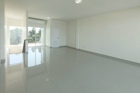 Townhouse in Prawet, Bangkok, Thailand 2 bedrooms № 161612 - photo 11