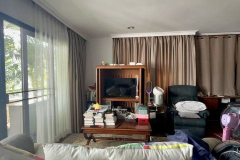 Condo à Watthana, Bangkok, Thaïlande, 3 chambres № 201032 - photo 15