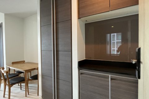 Condo à Watthana, Bangkok, Thaïlande, 1 chambre № 201033 - photo 14
