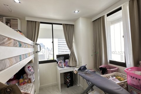 Condo à Bang Rak, Bangkok, Thaïlande, 3 chambres № 201036 - photo 3