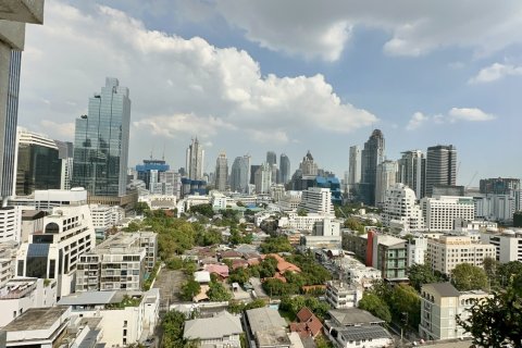 Condo à Bang Rak, Bangkok, Thaïlande, 3 chambres № 201036 - photo 8