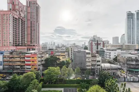 Кондоминиум с 2 спальнями в Клонг Тоэй, Бангкок, Таиланд № 139365 - фото 7