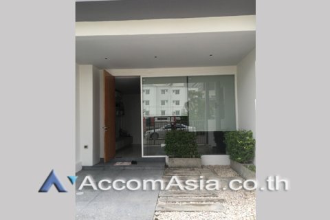 Reihenhaus in Bang Na, Bangkok, Thailand 3 Schlafzimmer № 216694 - Foto 2