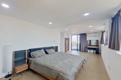 Condo in Phaya Thai, Bangkok, Thailand, 3 bedrooms  № 160796 - photo 10