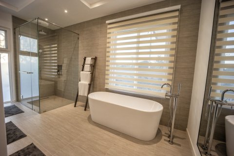 Villa in Hua Hin, Thailand 3 bedrooms № 160795 - photo 20