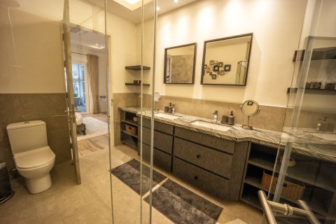 Villa in Hua Hin, Thailand 3 bedrooms № 160795 - photo 16