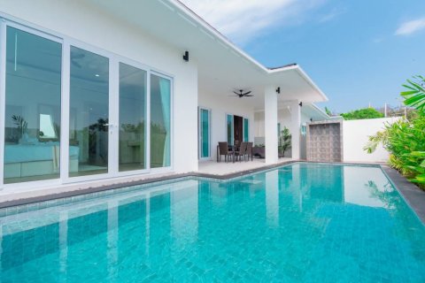 Villa in Hua Hin, Thailand 3 bedrooms № 172805