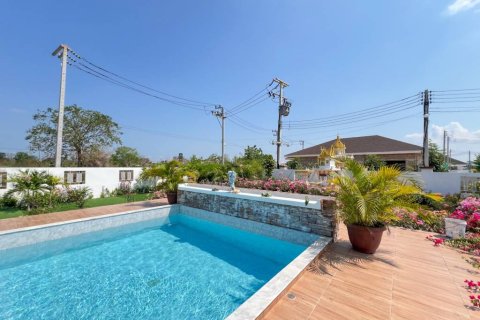 Maison à Hua Hin, Thaïlande 4 chambres № 172801 - photo 9