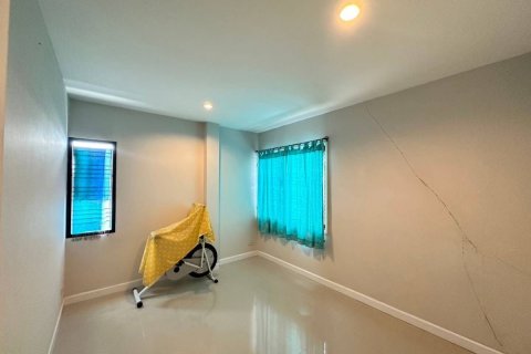 Townhouse in Bueng Kum, Bangkok, Thailand 3 bedrooms № 173174 - photo 5
