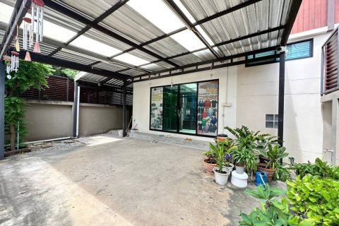 Townhouse in Bueng Kum, Bangkok, Thailand 3 bedrooms № 173174 - photo 10