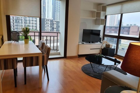 Studio in the Condo in Khlong Toei, Bangkok, Thailand  № 138731 - photo 7