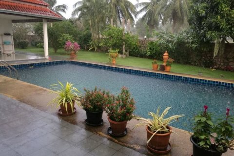 Вилла в Паттайе, Таиланд с 4 спальнями  № 138733 - фото 4