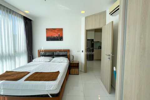 Condo in Bang Lamung, Thailand, 2 bedrooms № 155751 - photo 11