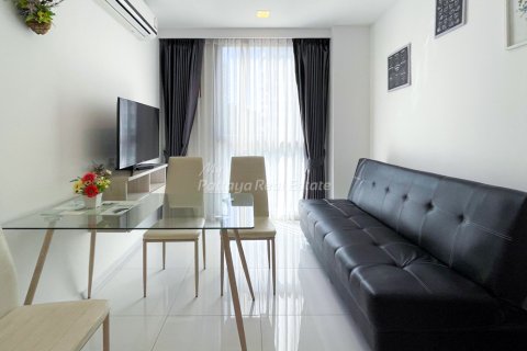 Condo in Bang Lamung, Thailand, 2 bedrooms № 155751 - photo 2
