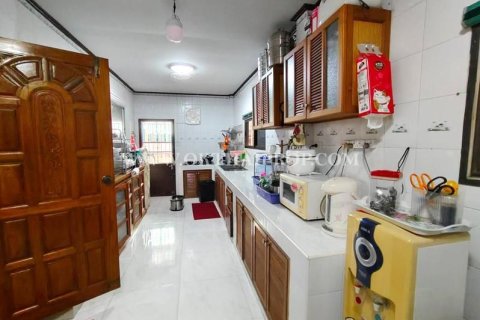 Maison à Nonthaburi, Thaïlande 4 chambres № 169083 - photo 10