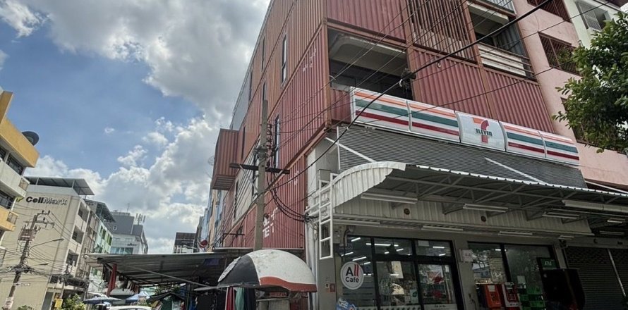 Шопхаус в Пхракханонге, Бангкок, Таиланд № 169086