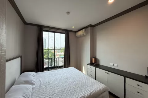 Studio in the Condo in Pathum Wan, Bangkok, Thailand  № 145978 - photo 5