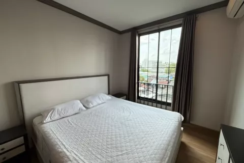 Studio in the Condo in Pathum Wan, Bangkok, Thailand  № 145978 - photo 4