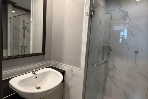 Studio in the Condo in Pathum Wan, Bangkok, Thailand  № 145978 - photo 16