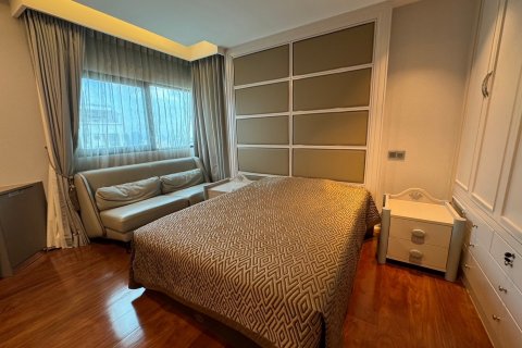 Condo in Sathon, Bangkok, Thailand, 4 bedrooms  № 142950 - photo 12