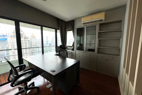 Condo in Sathon, Bangkok, Thailand, 4 bedrooms  № 142950 - photo 16