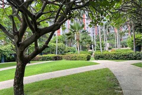 Condo à Sathon, Bangkok, Thaïlande, 4 chambres  № 142971 - photo 9