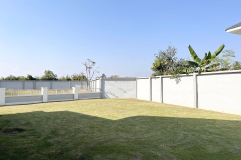 House in Chiang Mai, Thailand 4 bedrooms № 157940 - photo 11