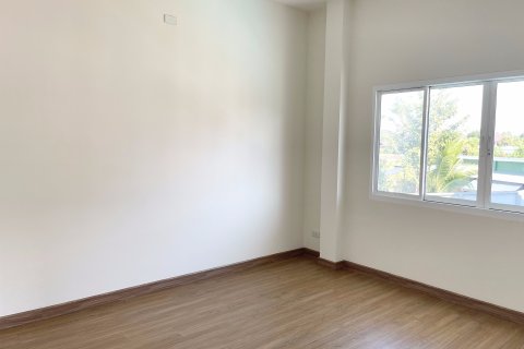 House in Chiang Mai, Thailand 4 bedrooms № 157940 - photo 19