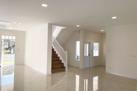 House in Chiang Mai, Thailand 4 bedrooms № 157940 - photo 6